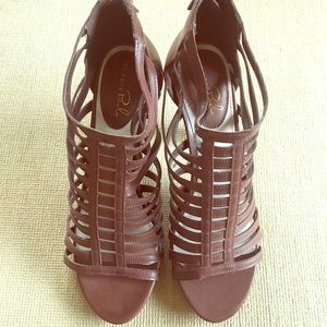 BROWN STRAPPY CAGED HEELED SANDALS